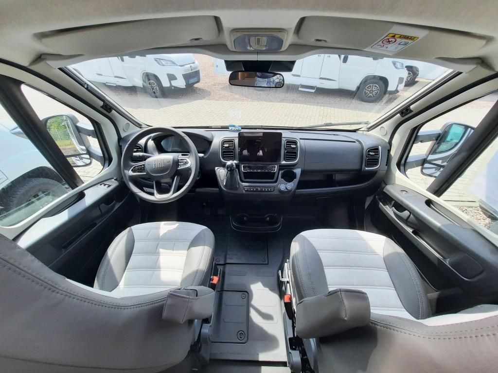 Fahrzeugabbildung Sunlight T 68C Adventure Edition Verfüg./Sparen Sie 4.486