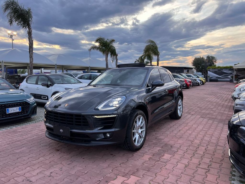 Image of Porsche Macan