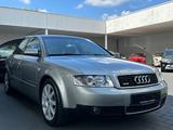 Audi A4 Lim. 2.5 TDI quattro 6-Gang S line Sportpaket - Audi A4: 2.5