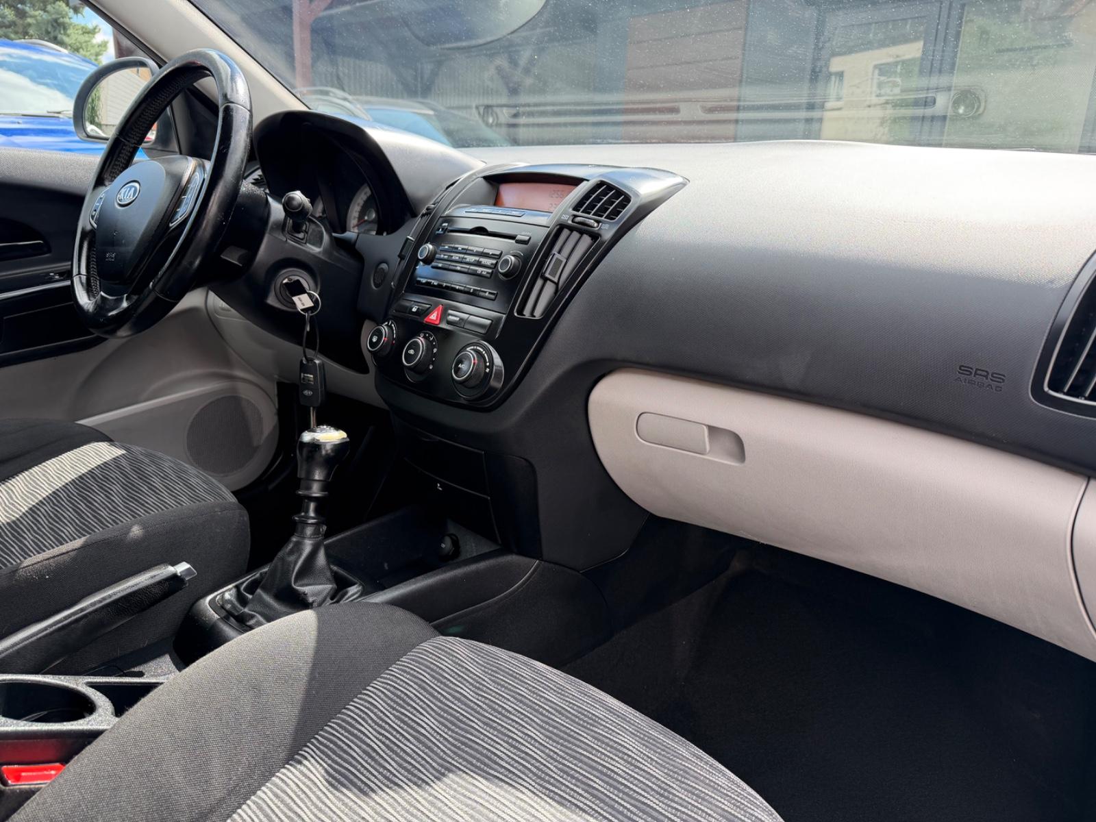 Kia ANDERE Ceed LX*2HA*