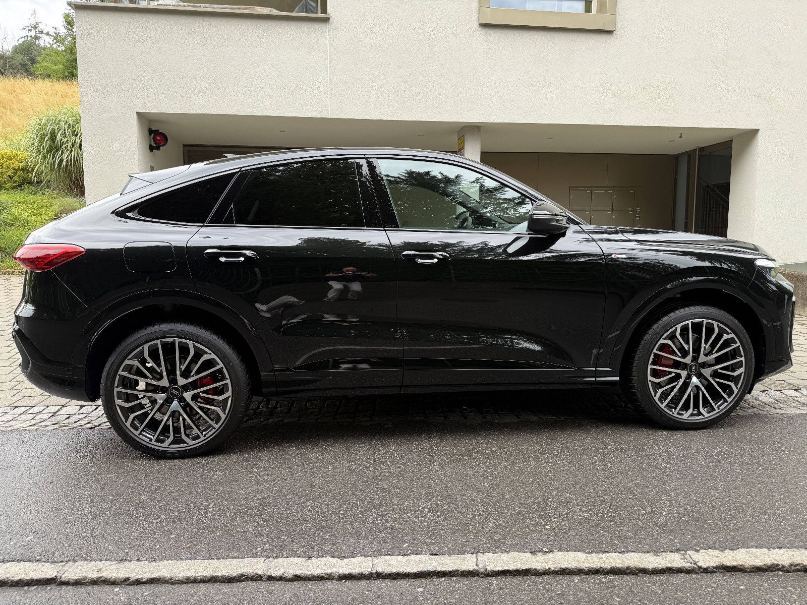 Audi Q5 Sportback 2.0 TDI qu /21"/Tech+/Pano/AHK