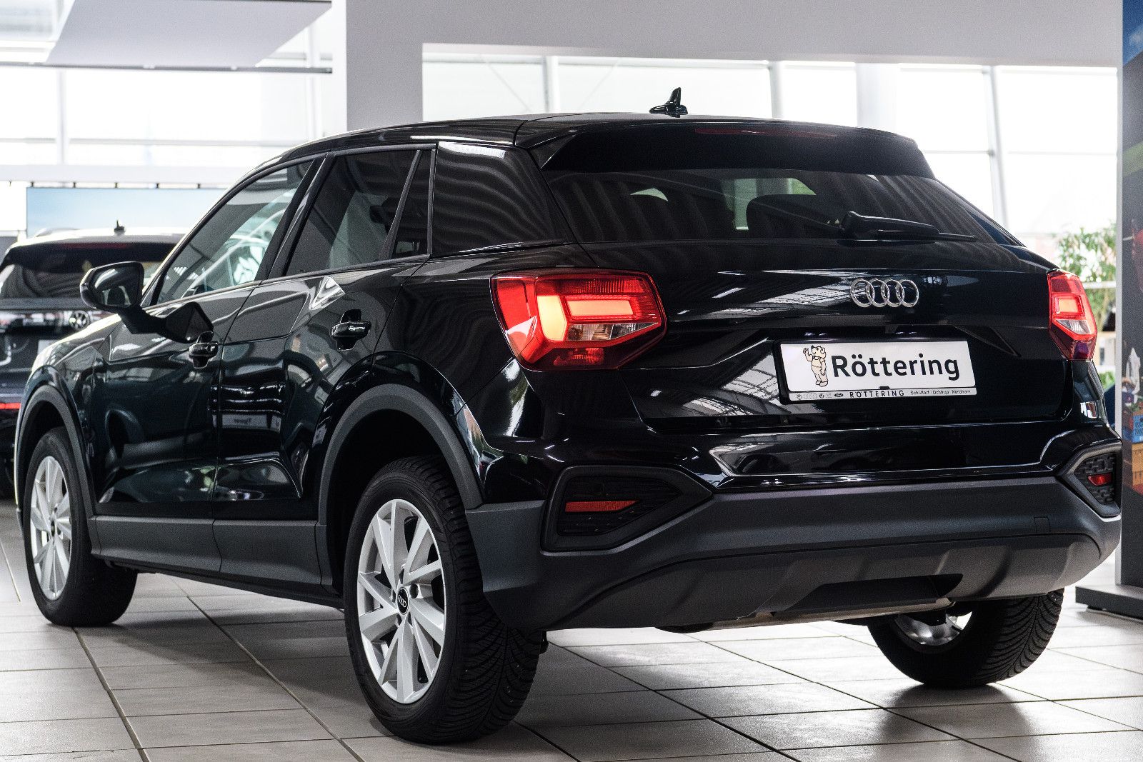 Fahrzeugabbildung Audi Q2 35 TFSI S tronic LED/SZH/NAVI