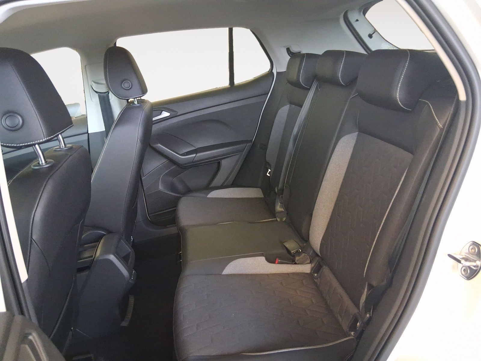 Volkswagen T-Cross - Bild 14