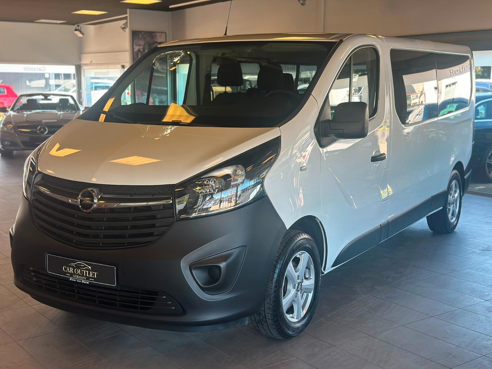 Opel Vivaro B | 9 Sitzer | Navi | DAB