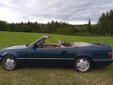 Mercedes-Benz Mercedes Benz 220E w124 Cabrio Oldtimer - gebrauchte Mercedes-Benz 220 aus dem Jahr 1994