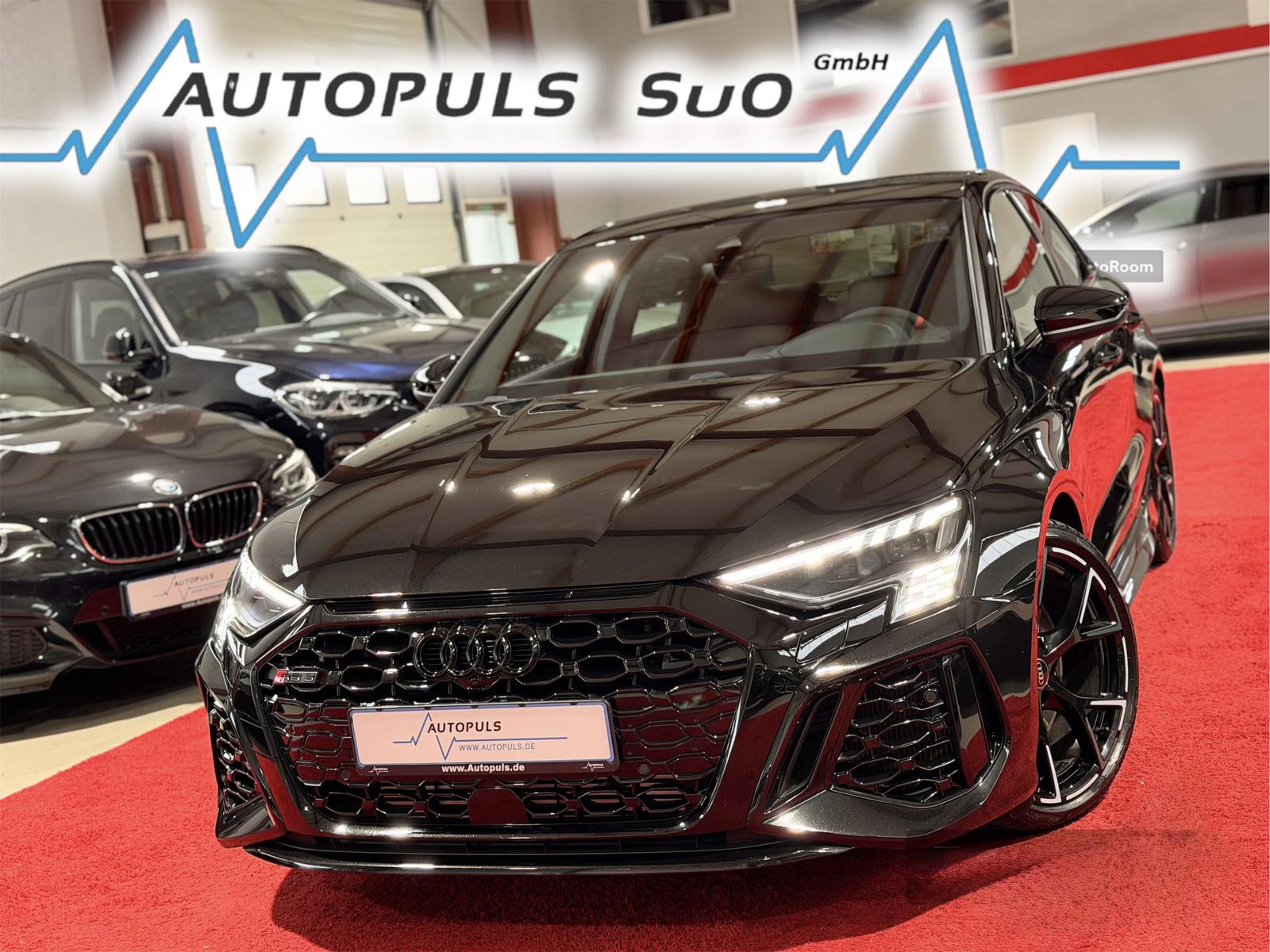 Audi RS3 2.5 TFSI*QUATTRO*LIMO*CARPLAY*AMBIENTE*