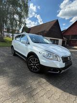 Suzuki (SX4) S-Cross 1.6 DDiS, Zahnriemen neu.  - Suzuki (SX4) S-Cross mit Diesel-Antrieb