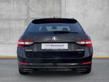 Skoda Superb Combi 2.0 TSI DSG 4x4 Sportline STANDHZG  - Skoda Superb mit Benzin-Antrieb: Automatik