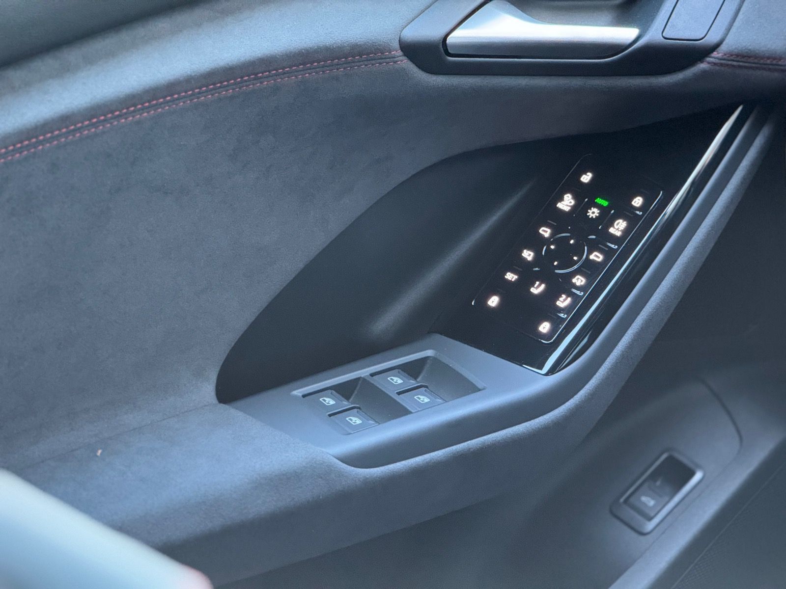Audi Q6 e-tron - Bild 17