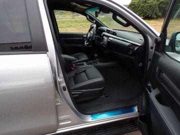 Toyota Hilux - 5