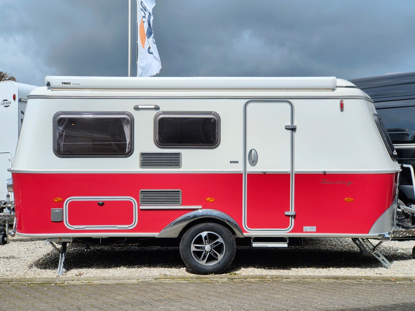 Fahrzeugabbildung HYMER / ERIBA / HYMERCAR Touring 530 Tango Red - JETZT 8.024€ SPAREN !!!