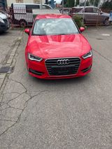 Audi A3 1.8 TFSI Sportback - Audi A3: Rot, Leder