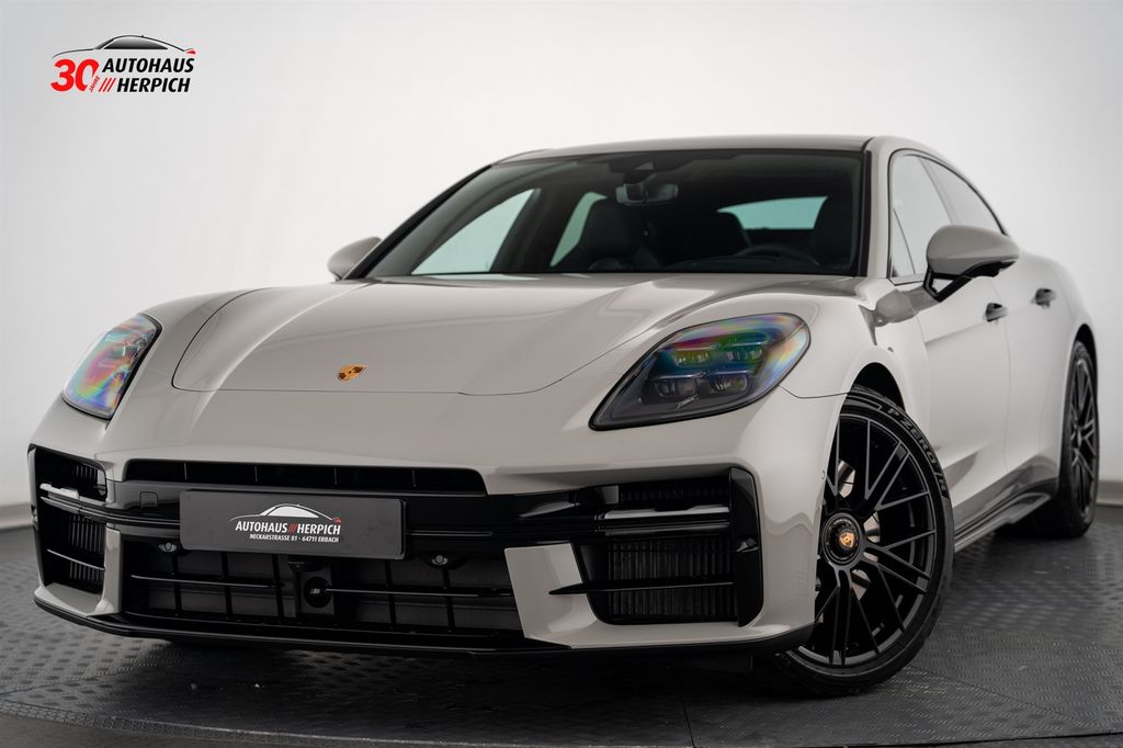 Image of Porsche Panamera