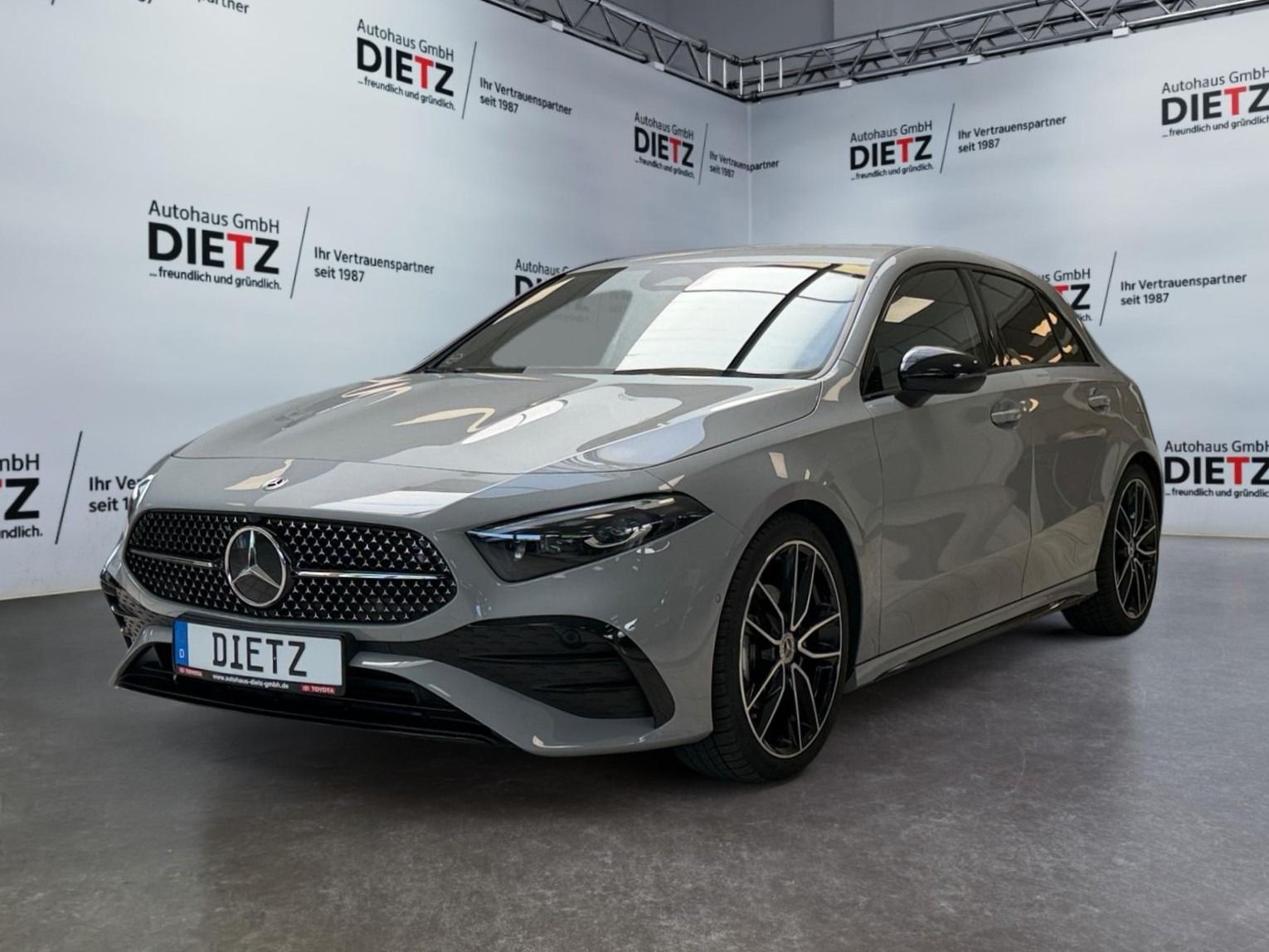 Mercedes-Benz A 200 d AMG 8G MBEAM WIDE DISTR KAM NAVI MBUX foto 3