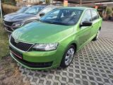 Skoda Rapid Active Klima Tüv Ins neu PDC - Skoda Rapid: Grün