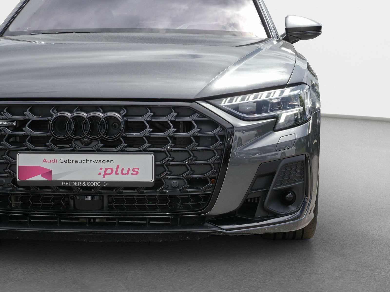 Audi A8 - Bild 13