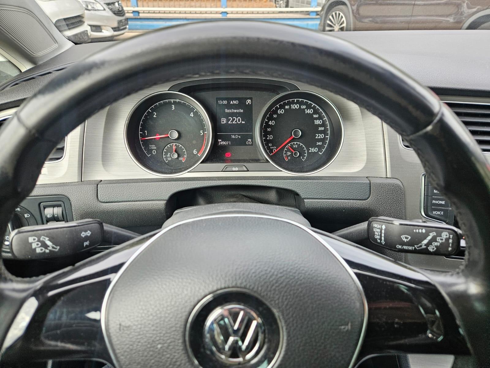 Volkswagen Golf 2014 — photo 11
