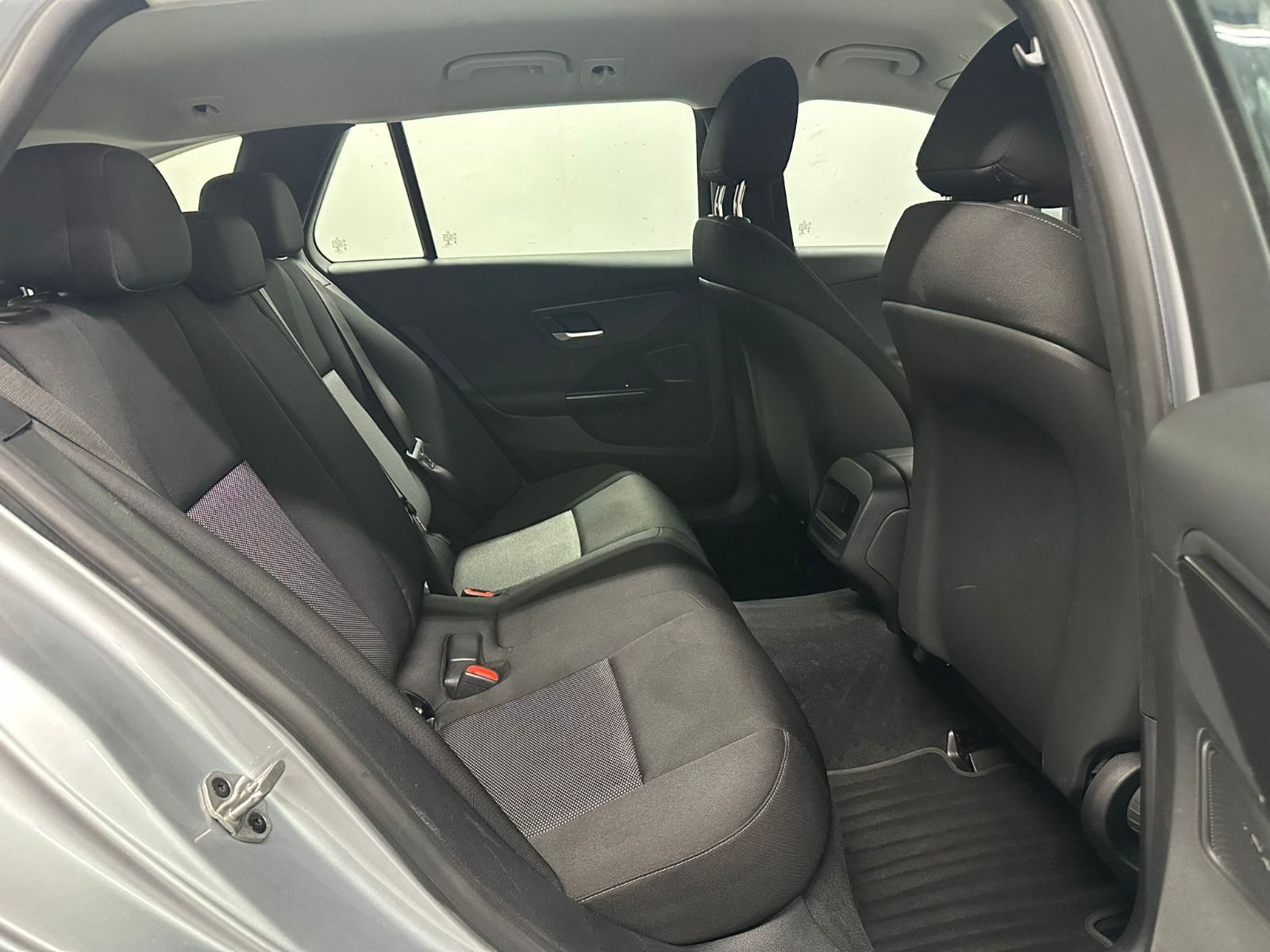 Fahrzeugabbildung Mercedes-Benz C 200 d T Autom *DISTRO*LED*NAVI*AHK*AVANTGARDE