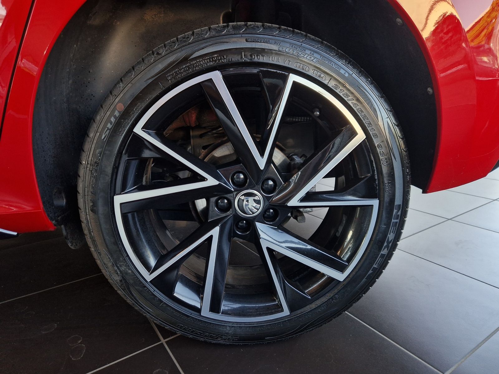 Fahrzeugabbildung SKODA Kamiq Monte Carlo AHK PANO LED NAVI