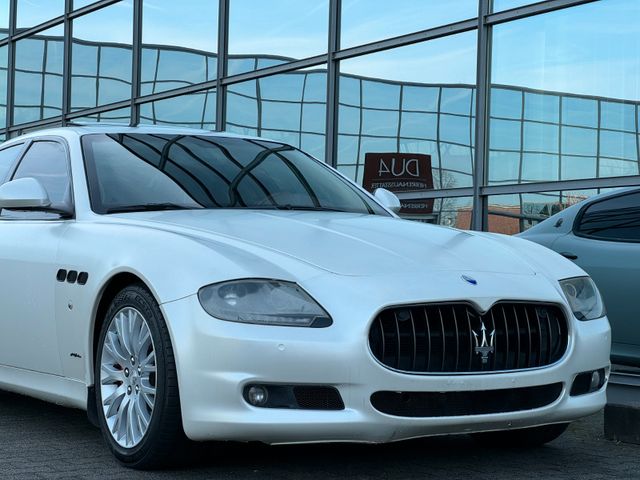 Maserati Quattroporte v8 4.2 SB-Dach PDC Xenon Bose