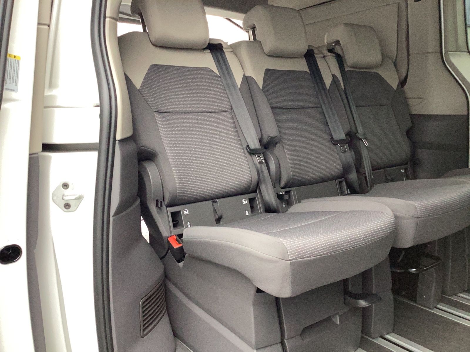 Fahrzeugabbildung Volkswagen T7 California Beach Tour TDI 7-DSG, STANDH. NAVI