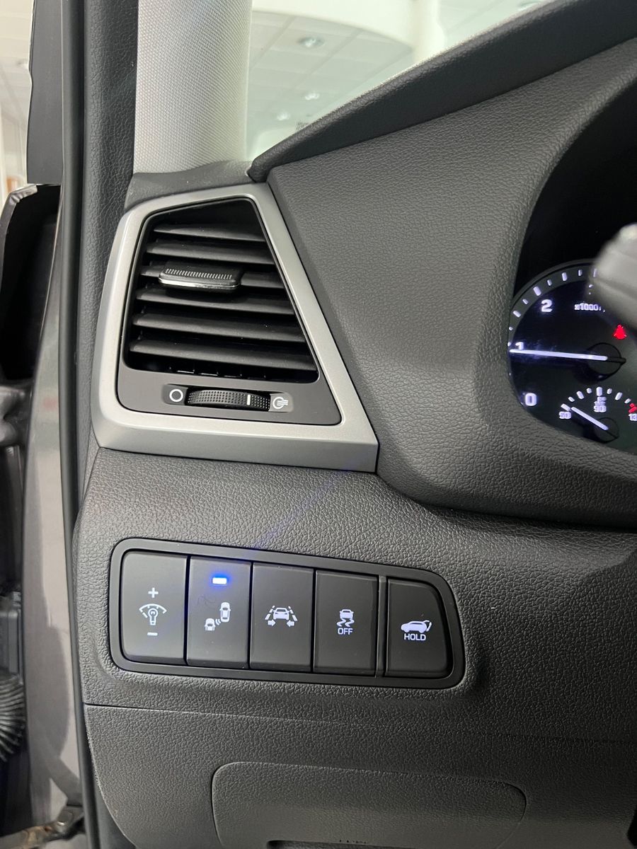 Fahrzeugabbildung Hyundai Tucson Premium 4WD *SITZBELÜFTUNG*4xSITZHEIZUNG*