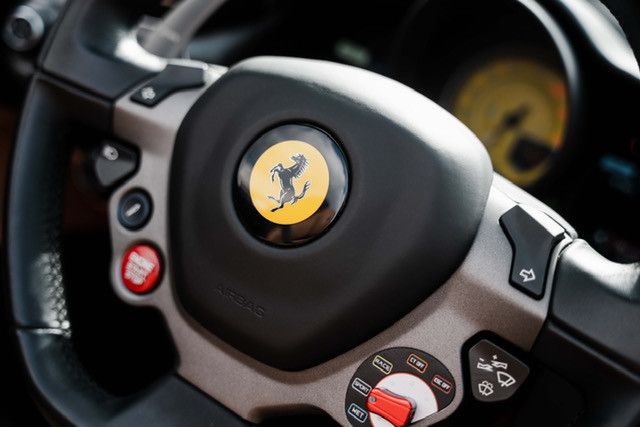 Fahrzeugabbildung Ferrari 488 Spider*Lift*PDC*RFK*Mwst*1.Hand
