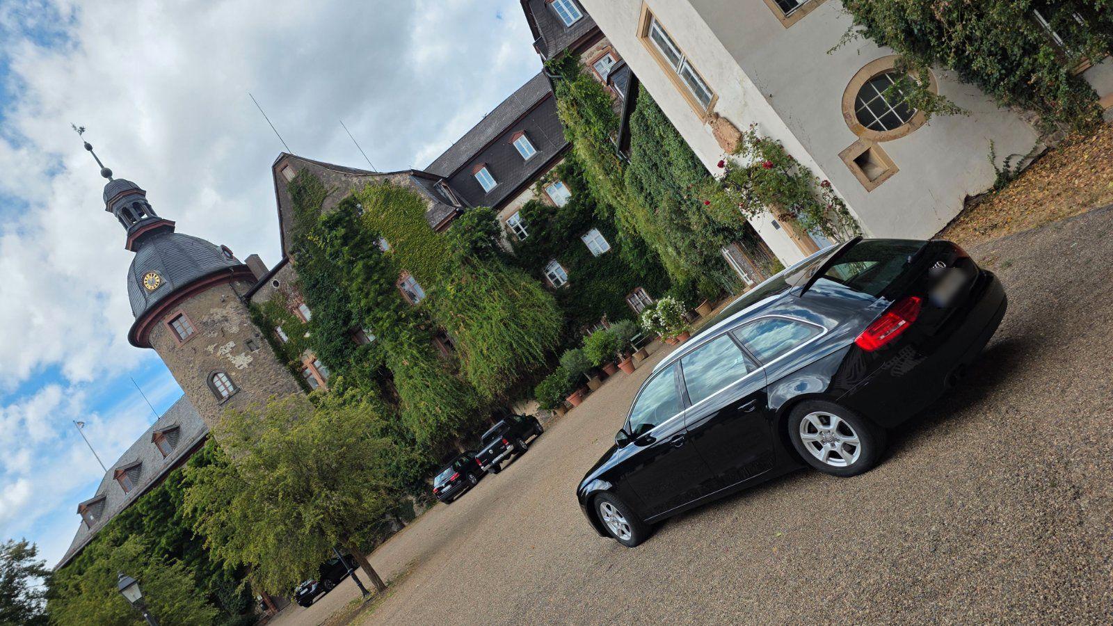 Audi A4 2009 — engine 120 HP (88kW)