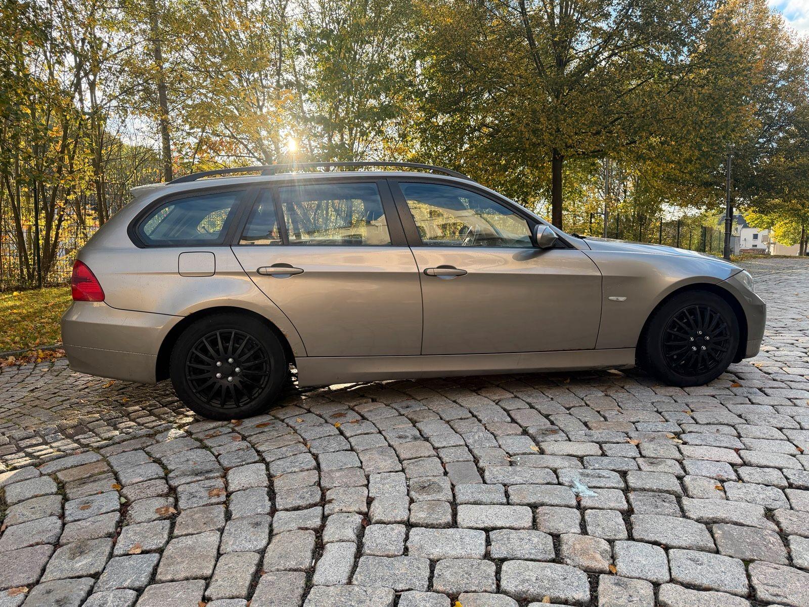 BMW 318 2008 — photo 8