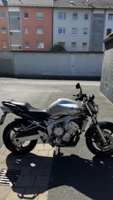 Yamaha FZ6N Top Zustand Raufsetzten und Losfahren - YAMAHA 2004 R6