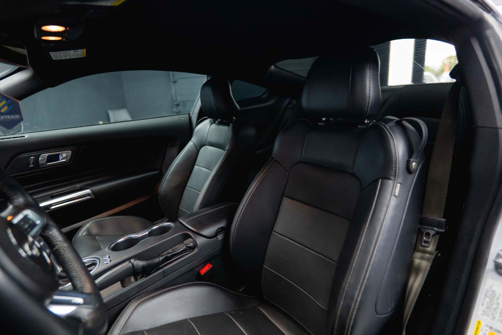 Fahrzeugabbildung Ford Mustang Shelby GT 500 5.0 V8 Performance PREMIUM