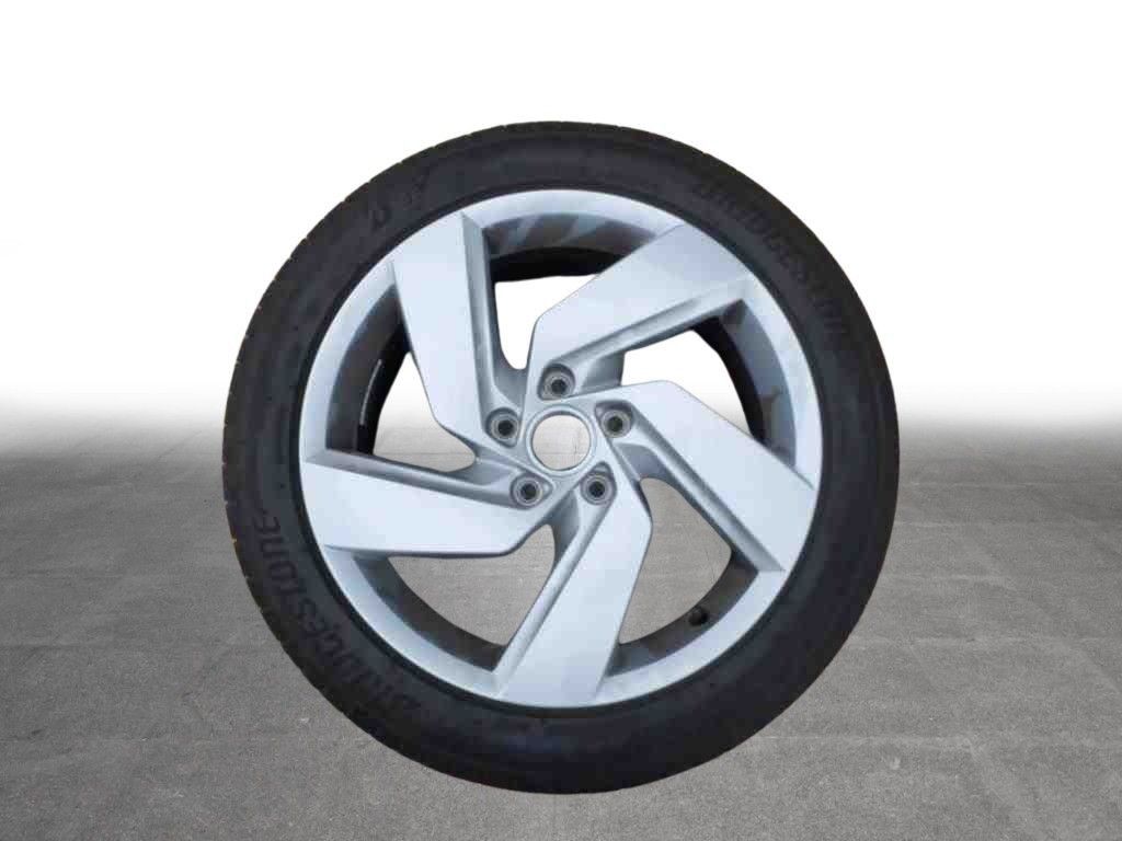 Volkswagen Golf - Bild 9