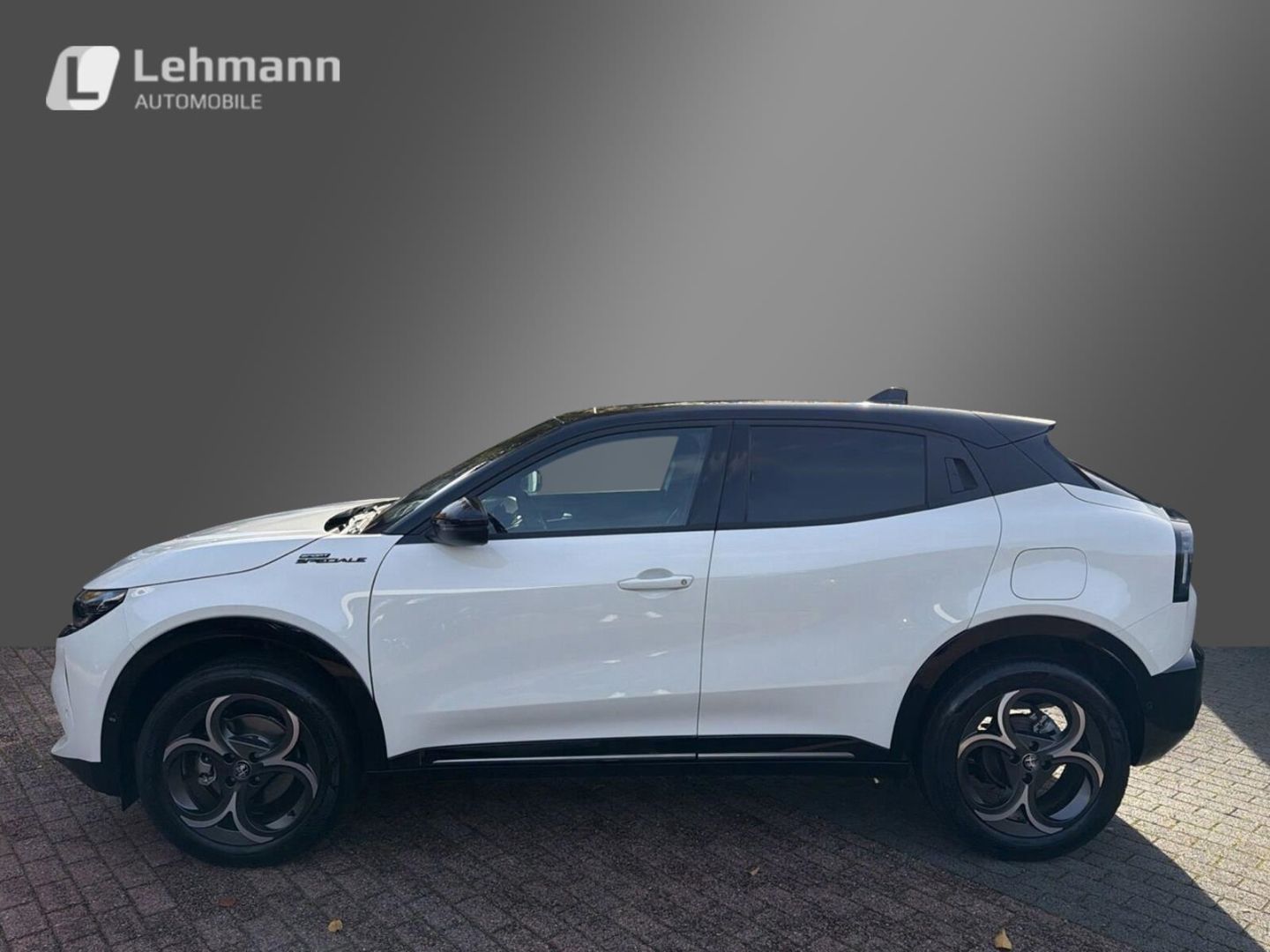 Fahrzeugabbildung Alfa Romeo Junior Ibrida 1.2 VGT 48V-Hybrid 107 kW Sport Sp