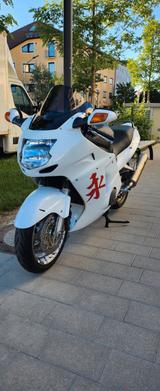 Honda CBR 1100 XX - HONDA CBR 1100 XX