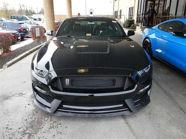 Ford Mustang GT350 5.2 V8 TRACKPACK