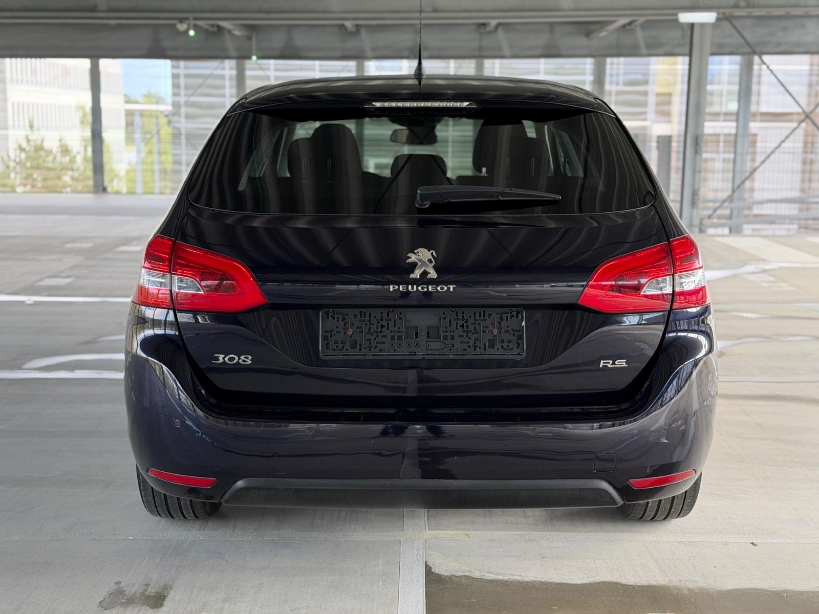 Peugeot 308 2015 — photo 11