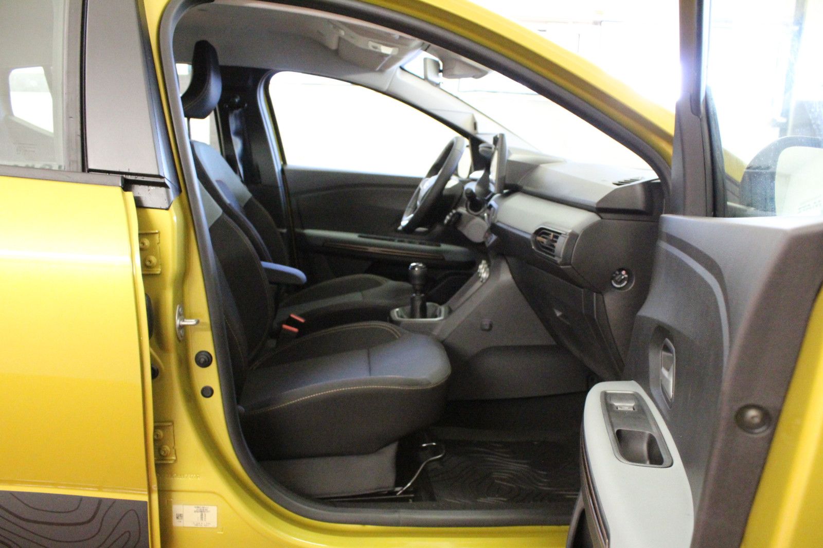 Fahrzeugabbildung Dacia Sandero Stepway TCe 110 Extreme MY 26*Winterpak*