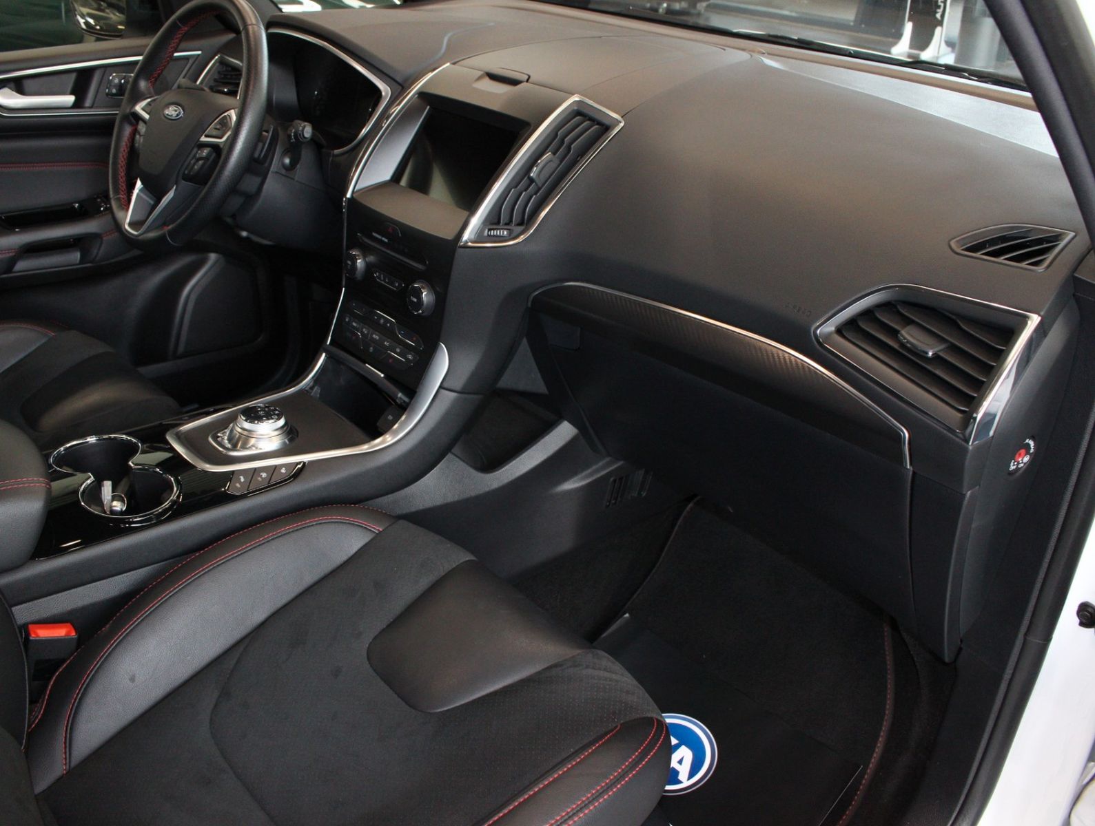 Fahrzeugabbildung Ford S-Max 2,0 ST-Line *PNRM*Kamera*AHK*19Zoll*1.Hand
