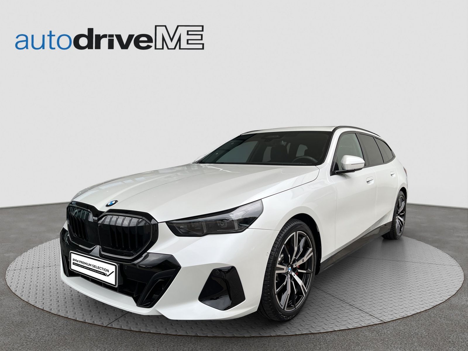 BMW 520d xDrive Touring M-Sport xDrive KAM 360 LED imagem 2
