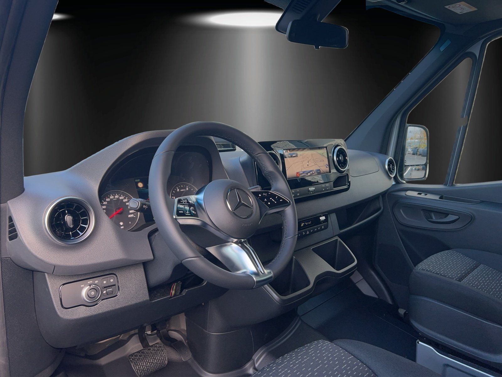 Fahrzeugabbildung Mercedes-Benz Sprinter 317 CDI 9G-Tronic LED Colorglas SiHeiz