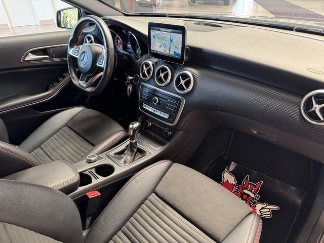 MERCEDES-BENZ A 180 — Foto 23