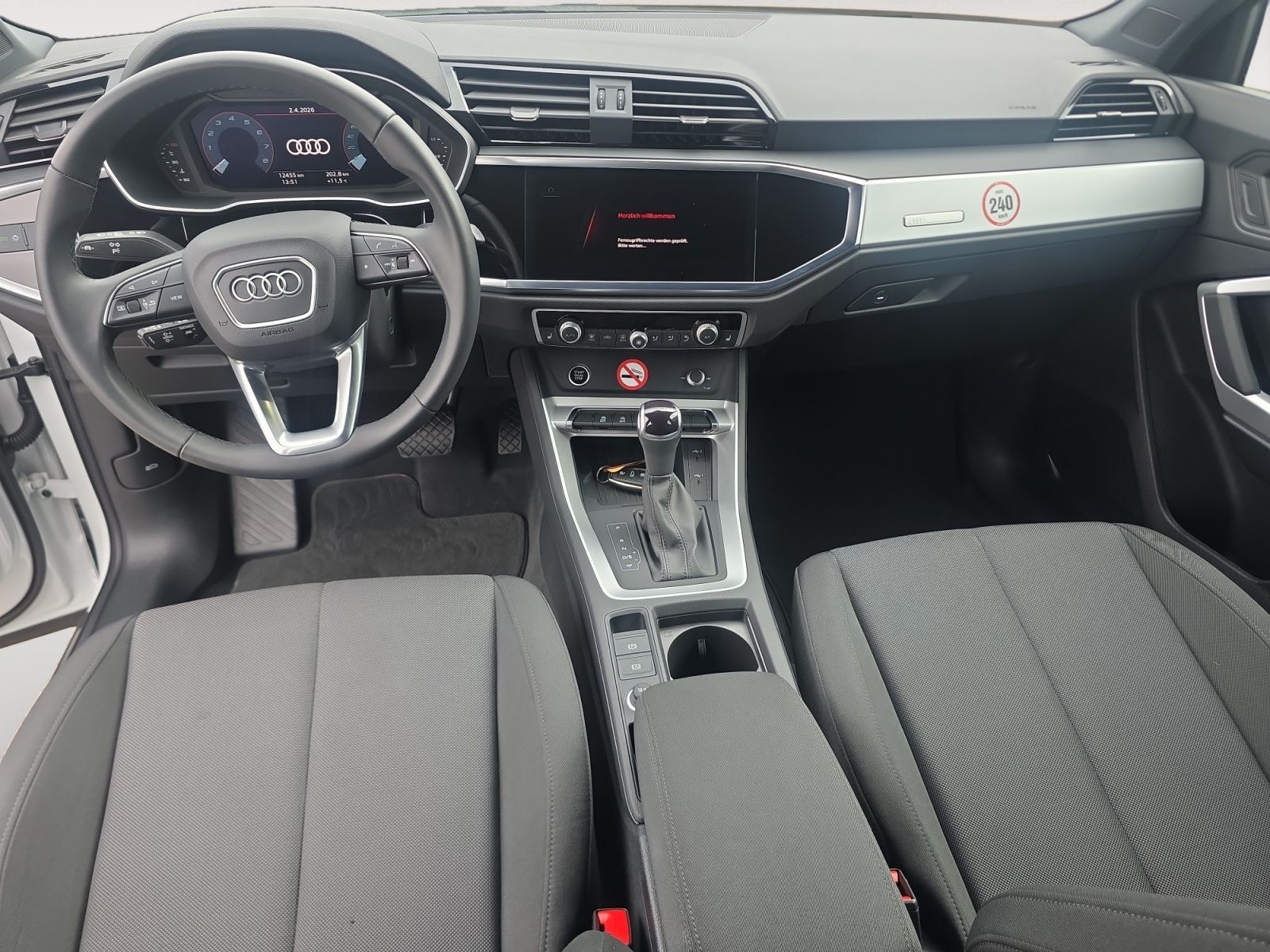 Audi Q3 - Bild 12