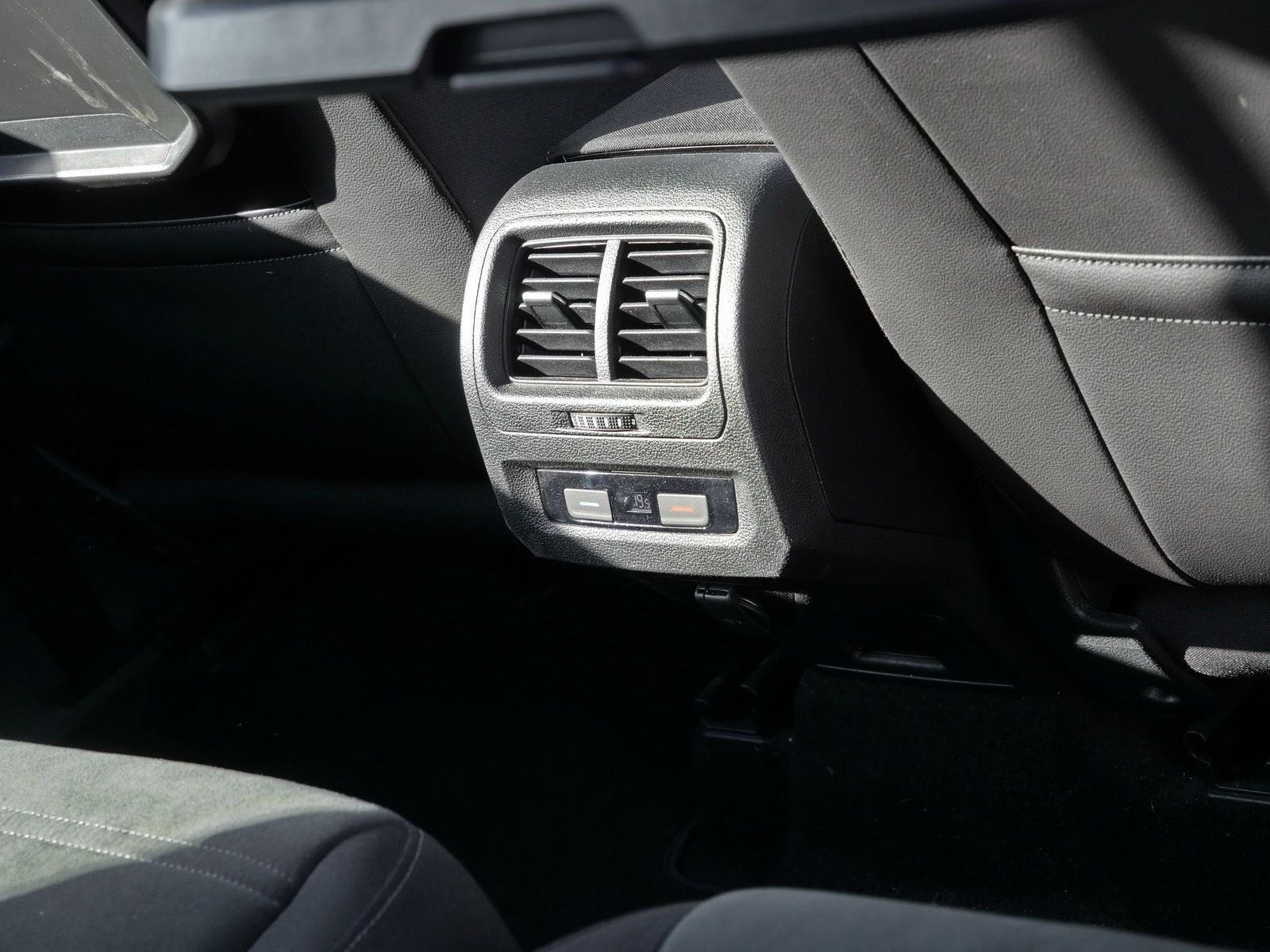 Volkswagen Touran - Bild 16