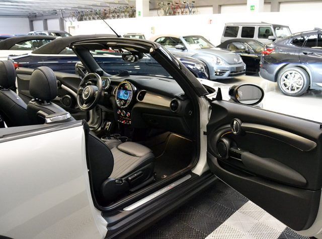 MINI Cooper S Cabrio 2.0 Yours Automatica Cabrio imagem 3