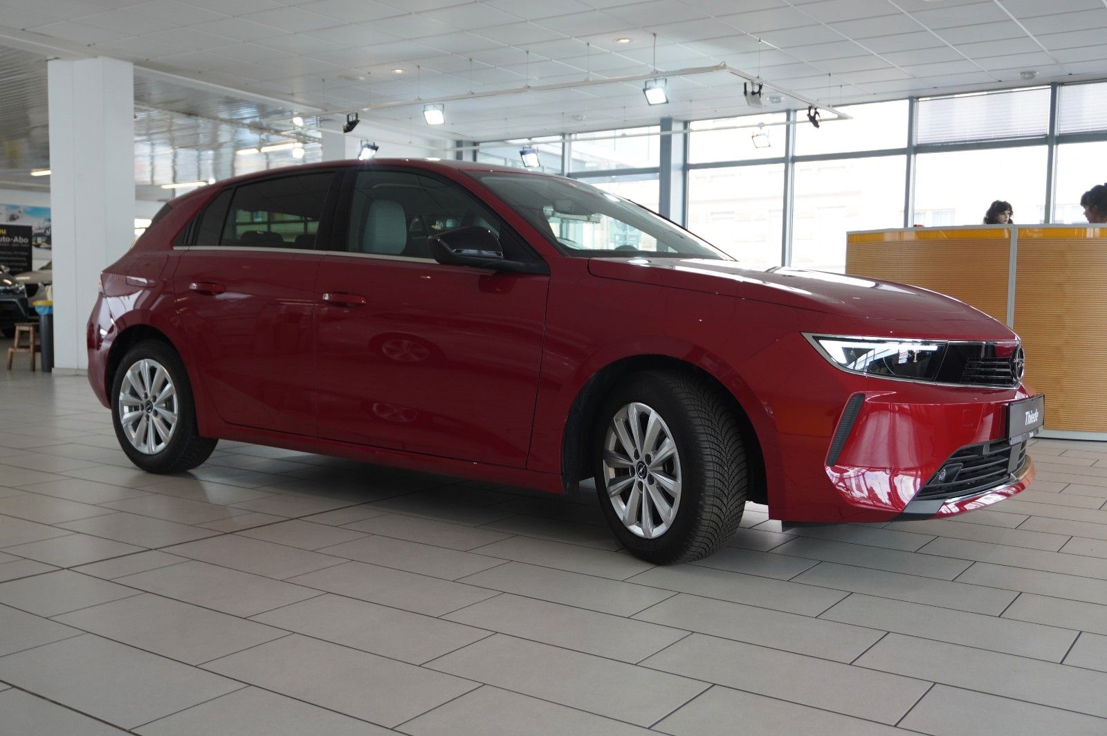 Fahrzeugabbildung Opel Astra L Lim. 1.2T ELEGANCE NAVI/LED/KAMERA/DAB+