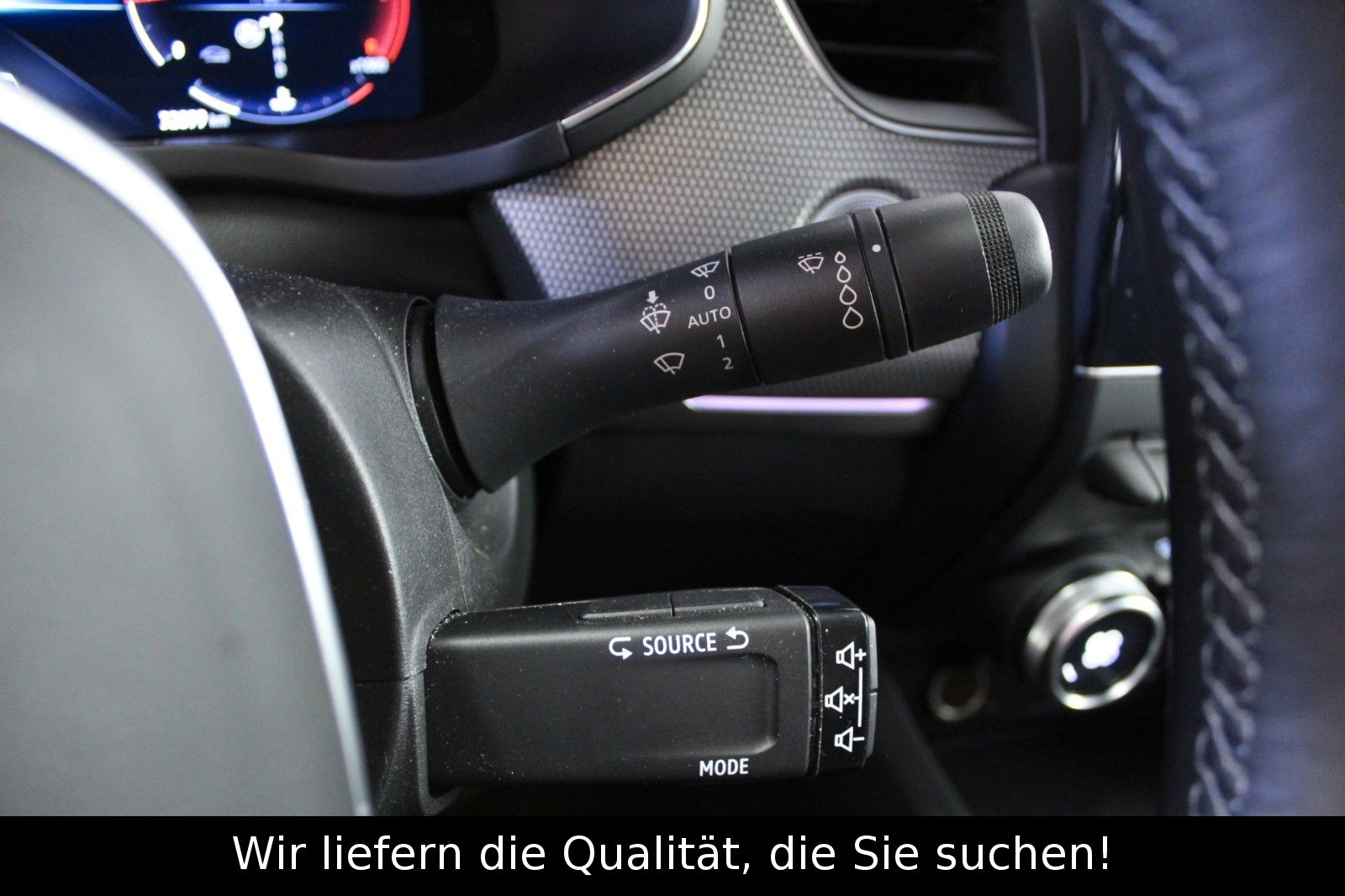 Fahrzeugabbildung Renault Arkana Mild Hybrid 140 EDC Techno