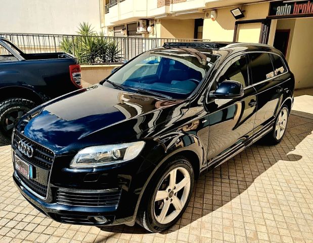 Audi AUDI Q7 3.0 tdi QUATTRO 233cv S-LINE 5posti