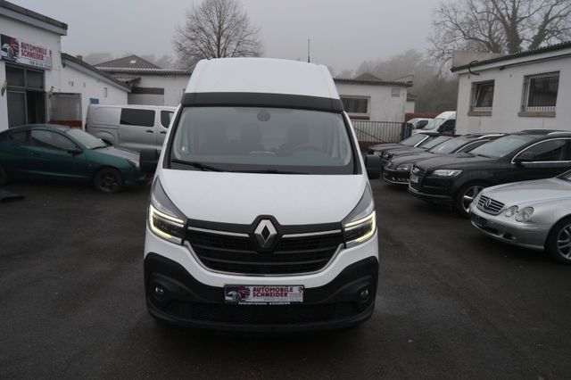 Renault Trafic Kasten L2H2 3,0t Ladebordwand