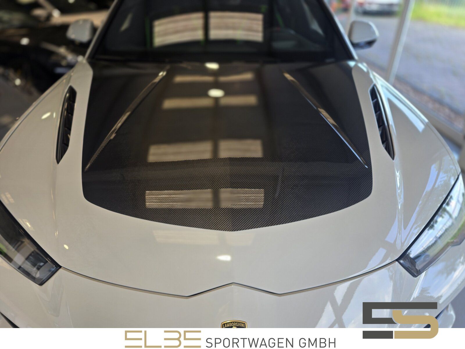 Lamborghini Urus PERFORMANTE FULL CARBON Akrapovic B&O foto 15