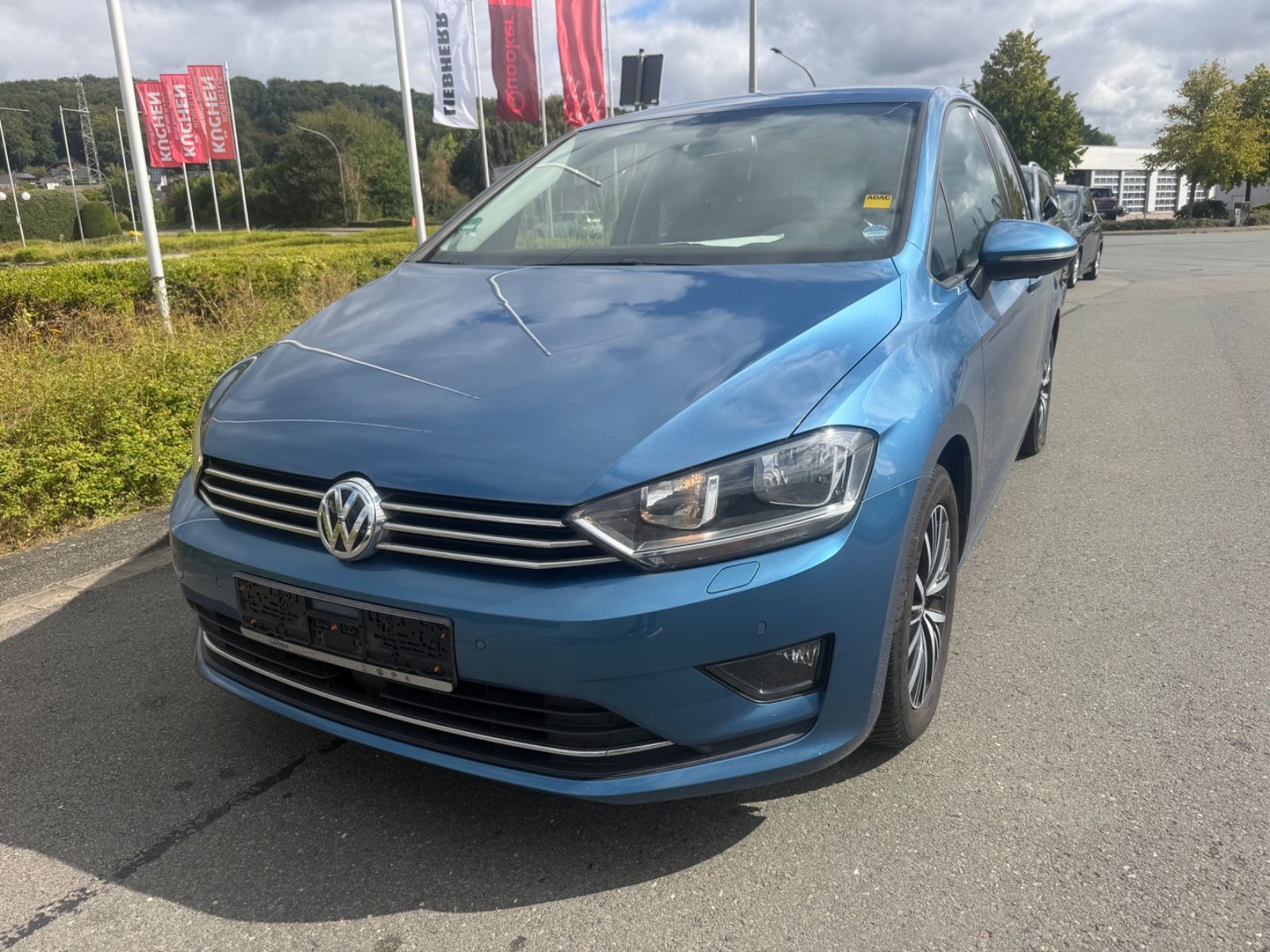 Volkswagen Golf - 1